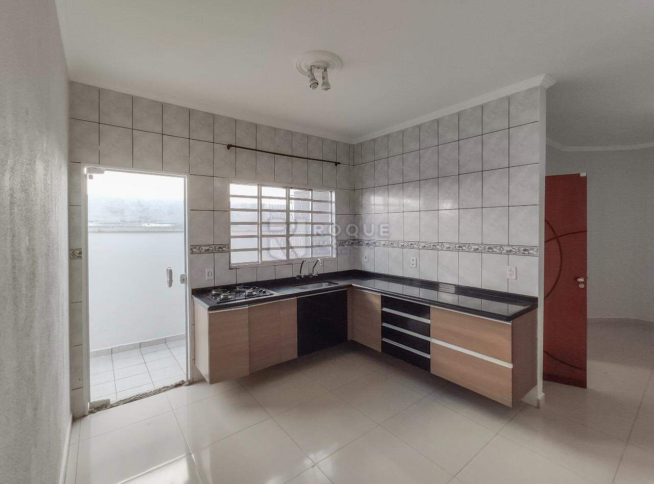 Casa Residencial para aluguel no bairro Jardim São Lourenço: Cozinha