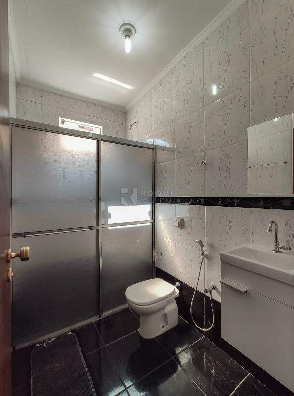 Casa Residencial para aluguel no bairro Parque Residencial Stahlberg: WC social 
