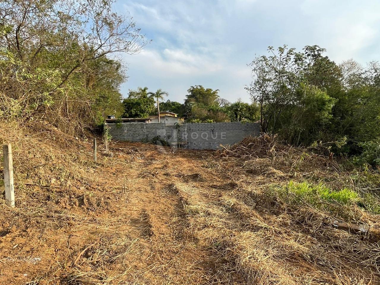 Área à venda no bairro Bairro da Geada: 