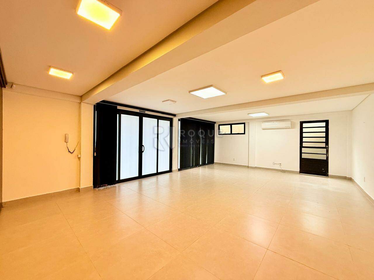 Salas/Conjuntos para aluguel no bairro Jardim Mercedes: Sala