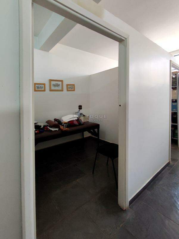 Salas/Conjuntos à venda no bairro Vila Cristovam: SALA DE ATENDIMENTO 1