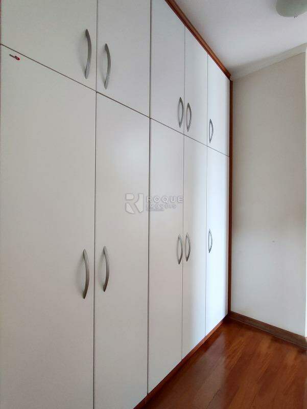 Apartamento à venda no bairro Centro: CLOSET