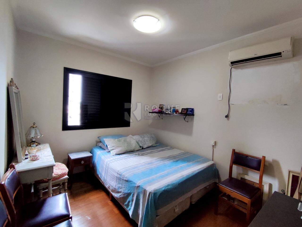 Apartamento à venda no bairro Centro: SUÍTE 2