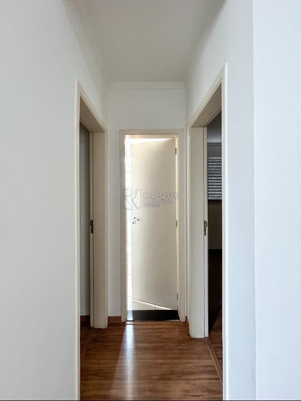 Apartamento para aluguel no bairro Graminha: Hall