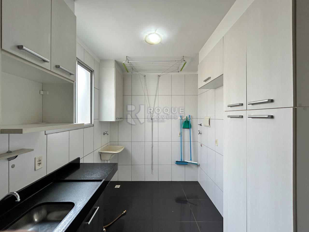 Apartamento para aluguel no bairro Graminha: Área de serviço 