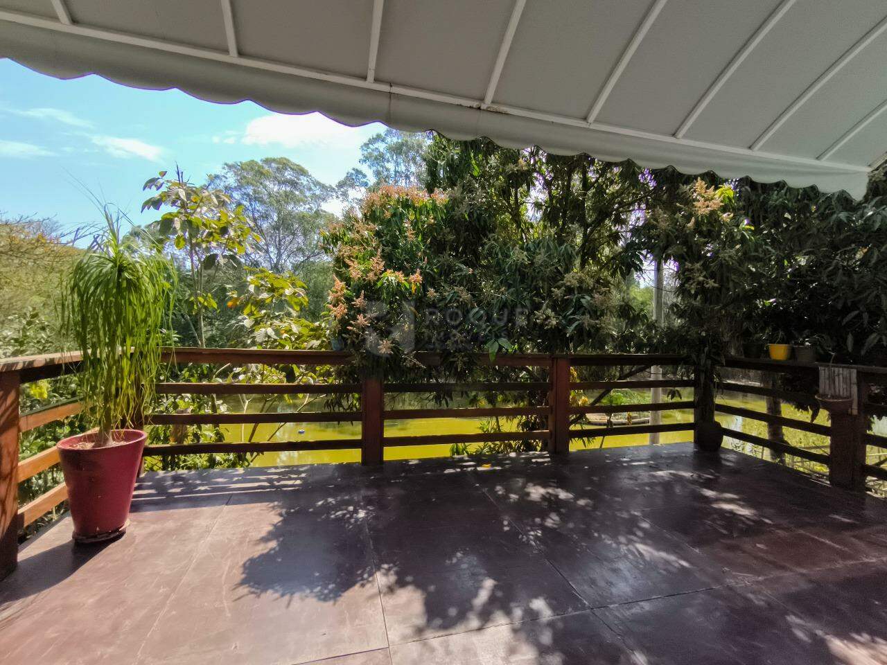 Chácara à venda no bairro Jardim Nova Limeira: DECK