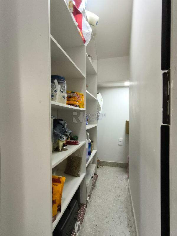 Chácara à venda no bairro Jardim Nova Limeira: DESPENSA