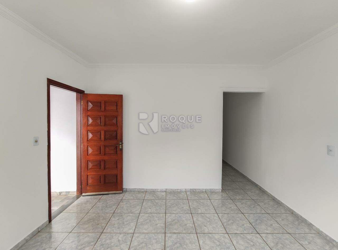 Casa Residencial para aluguel no bairro Jardim Residencial Dona Santina Paroli Peccinini: Sala