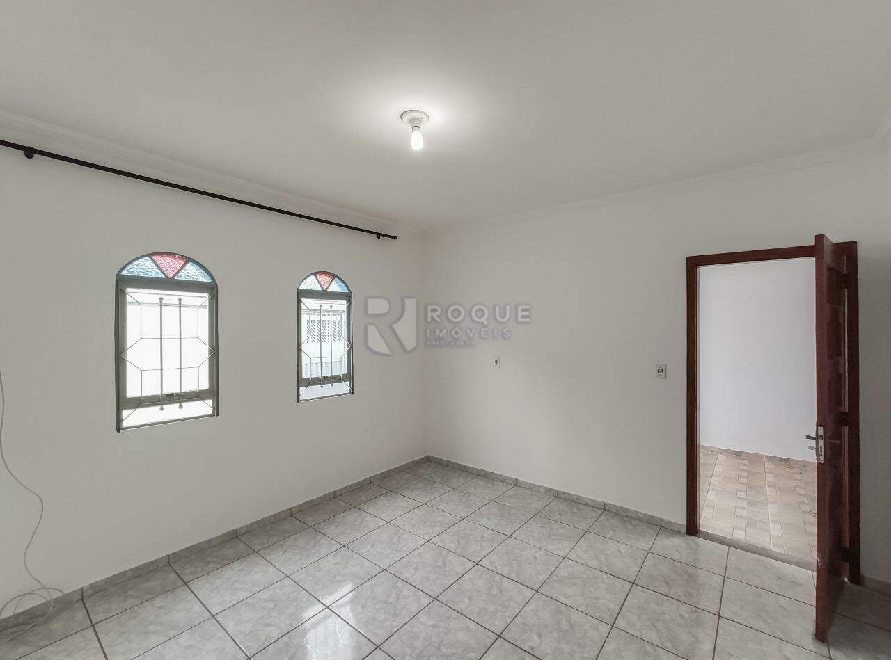 Casa Residencial para aluguel no bairro Jardim Residencial Dona Santina Paroli Peccinini: Sala