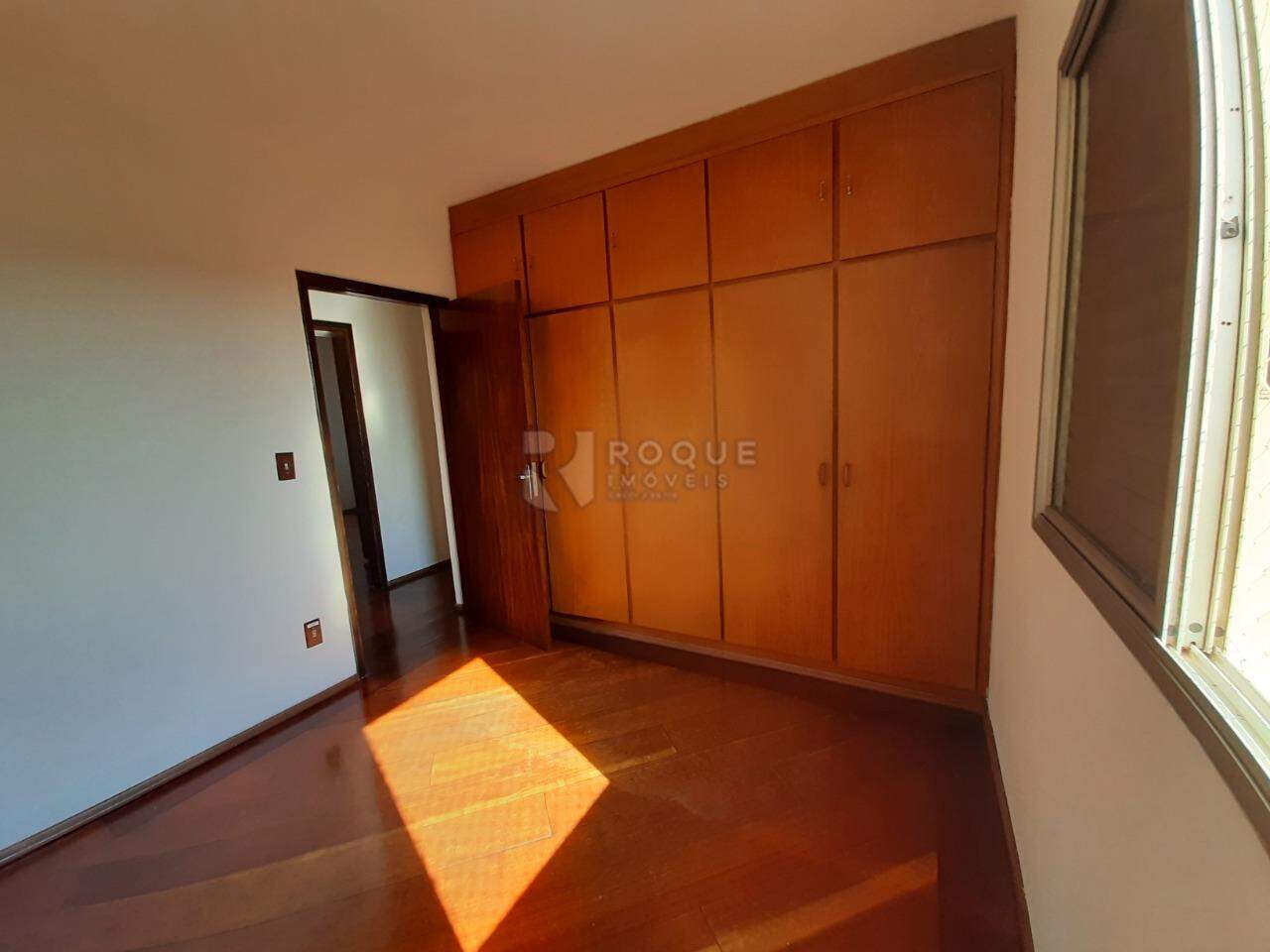 Apartamento à venda no bairro Centro: 