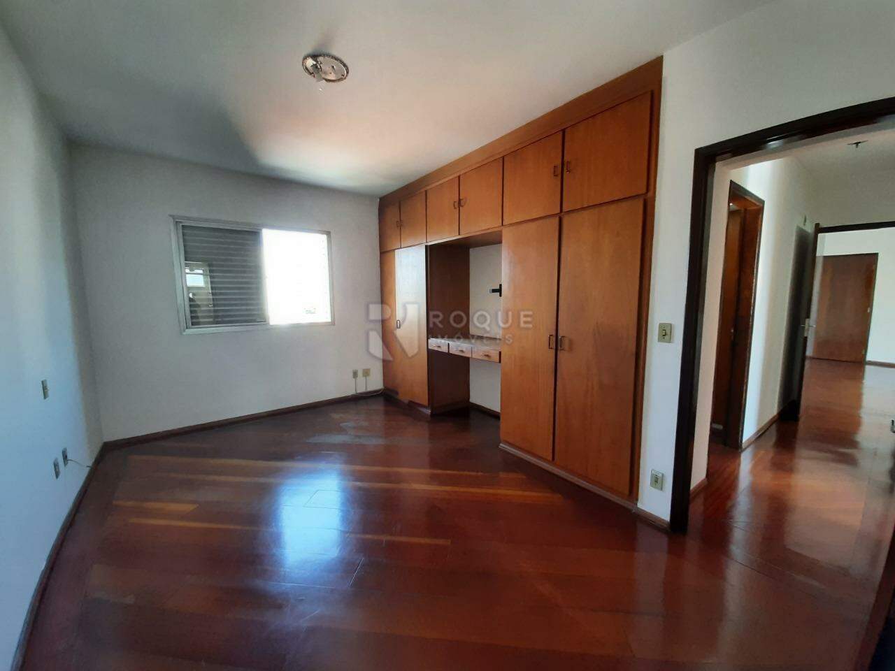 Apartamento à venda no bairro Centro: 
