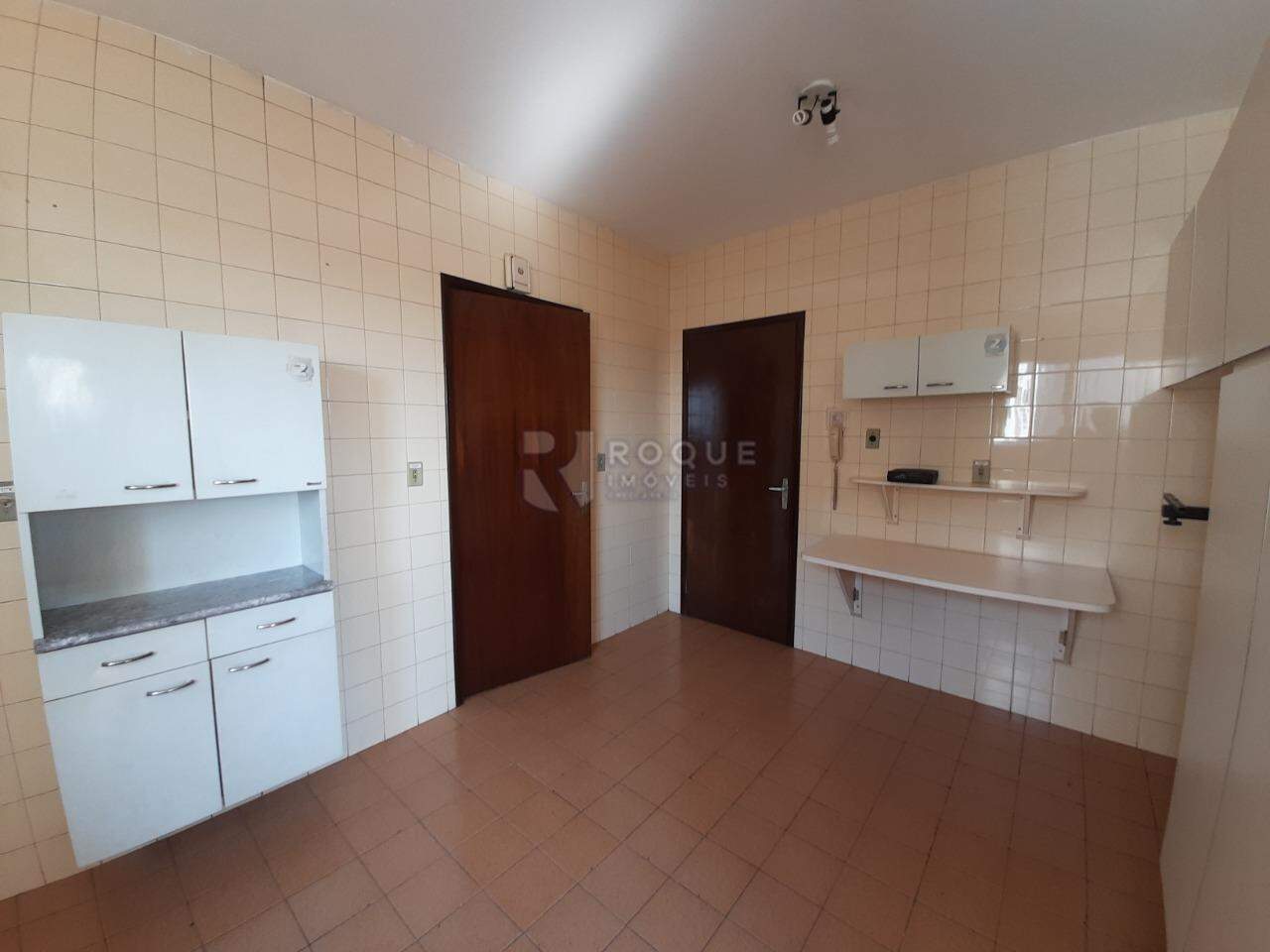 Apartamento à venda no bairro Centro: 