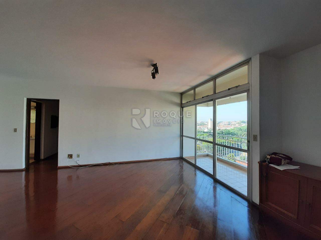 Apartamento à venda no bairro Centro: 