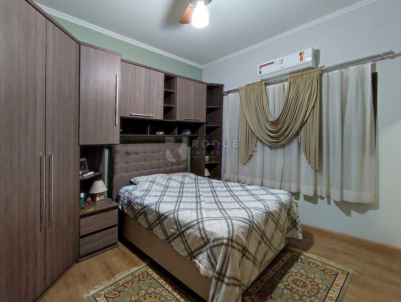 Casa Residencial à venda no bairro Jardim Residencial Village: SUÍTE 1