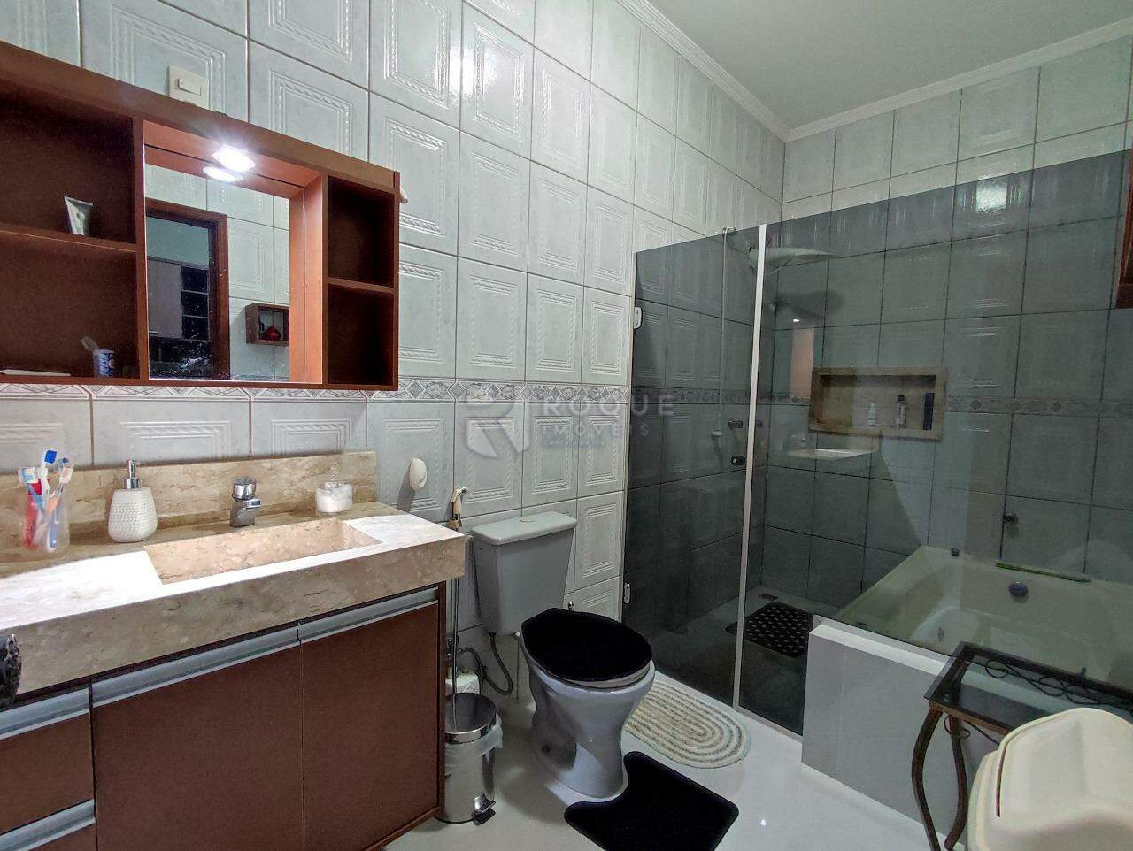 Casa Residencial à venda no bairro Jardim Residencial Village: WC DA SUÍTE 1