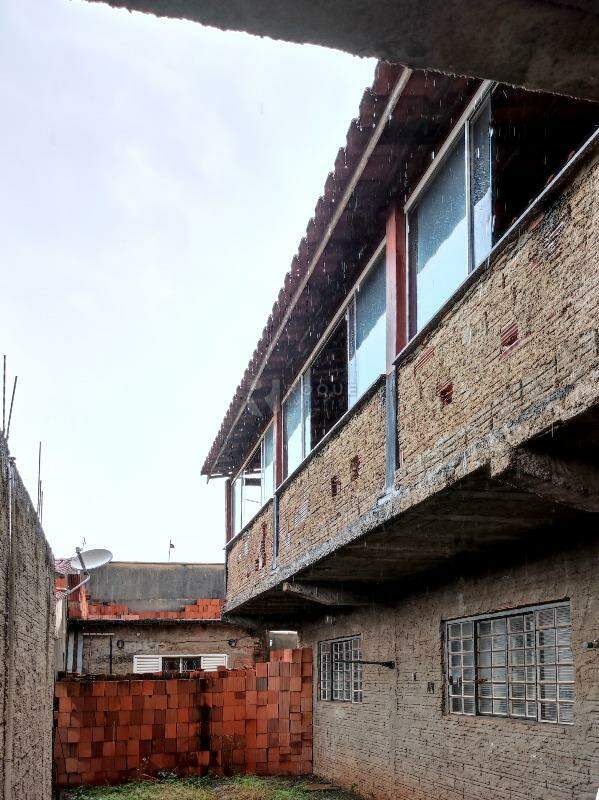 Casa Residencial à venda no bairro Jardim Santa Adélia: LATERAL EXTERNA