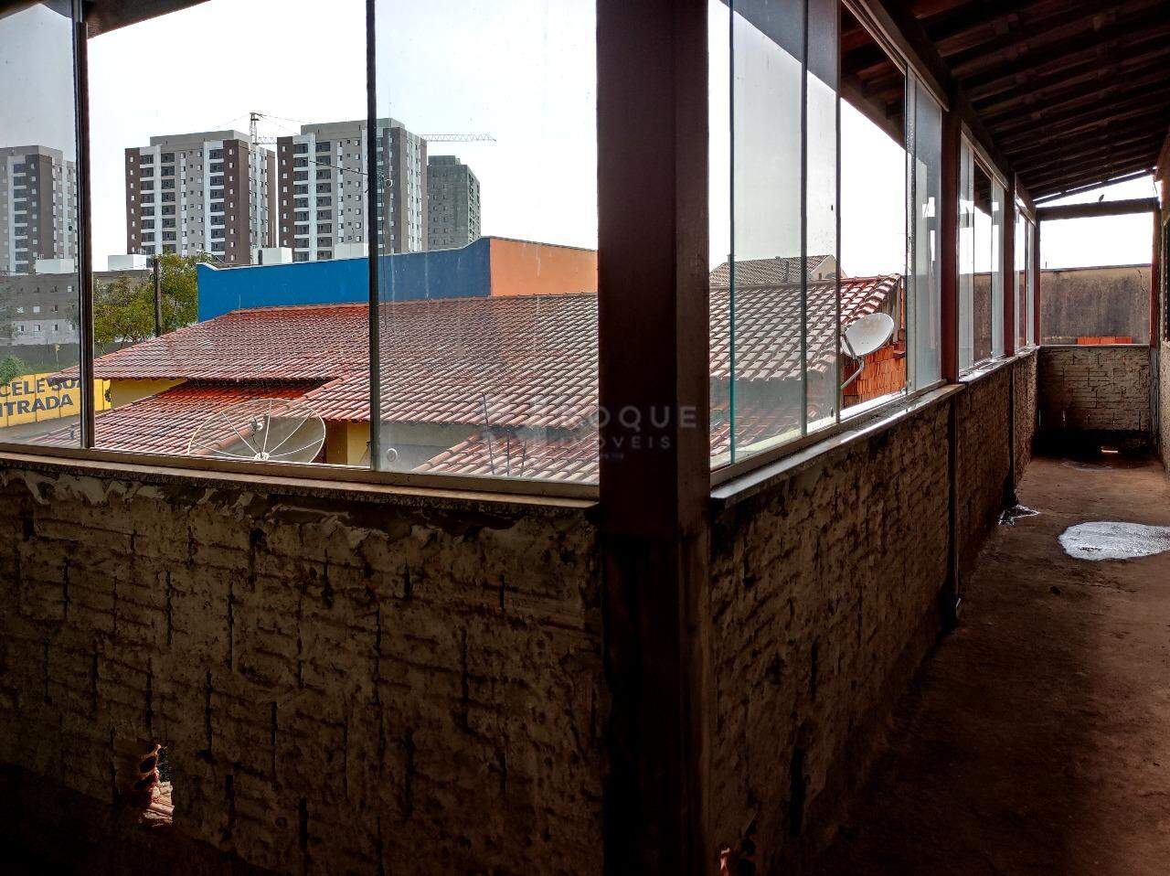 Casa Residencial à venda no bairro Jardim Santa Adélia: VARANDA