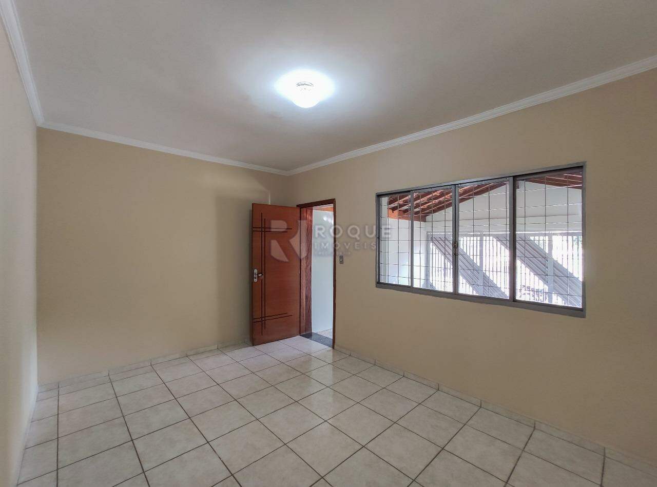 Casa Residencial à venda no bairro Parque Residencial Anavec: Sala