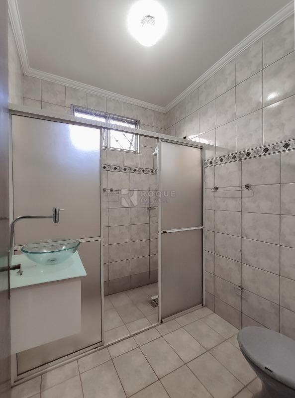 Casa Residencial à venda no bairro Parque Residencial Anavec: WC 