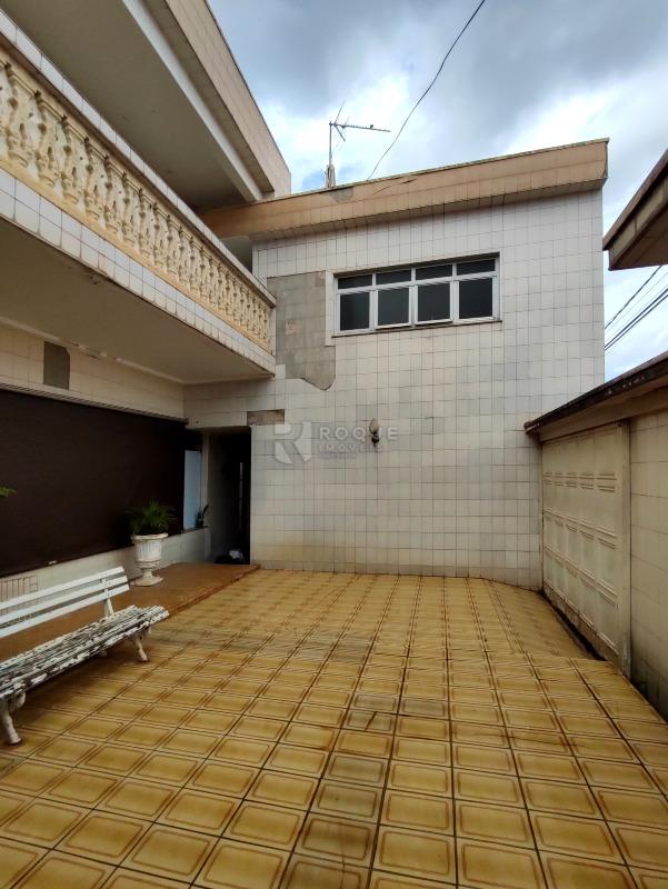 Casa Residencial à venda no bairro Vila São João: GARAGEM