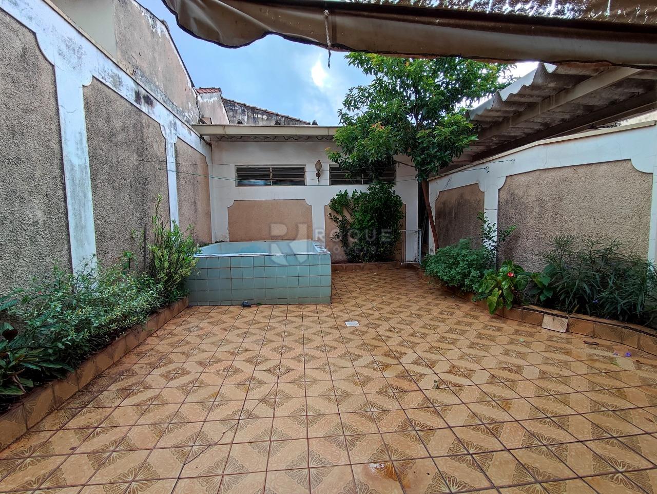 Casa Residencial à venda no bairro Vila São João: QUINTAL
