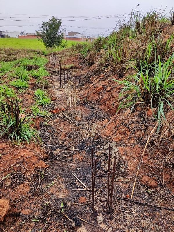 Terreno à venda no bairro Jardim Marajoara: 