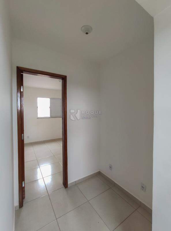 Casa em condomínio para aluguel no bairro Residencial Villaggio Mielli: Hall