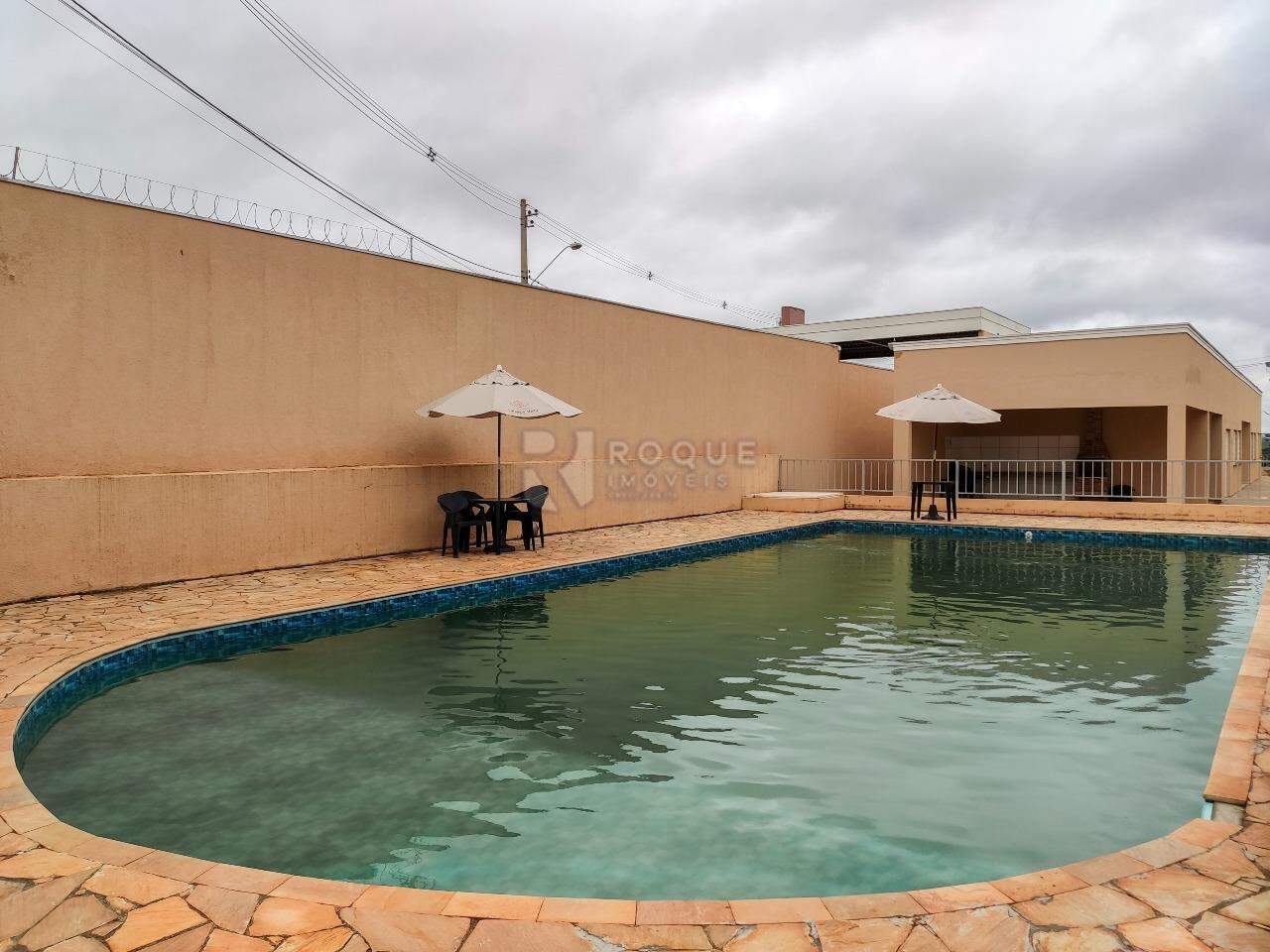 Casa em condomínio para aluguel no bairro Residencial Villaggio Mielli: 