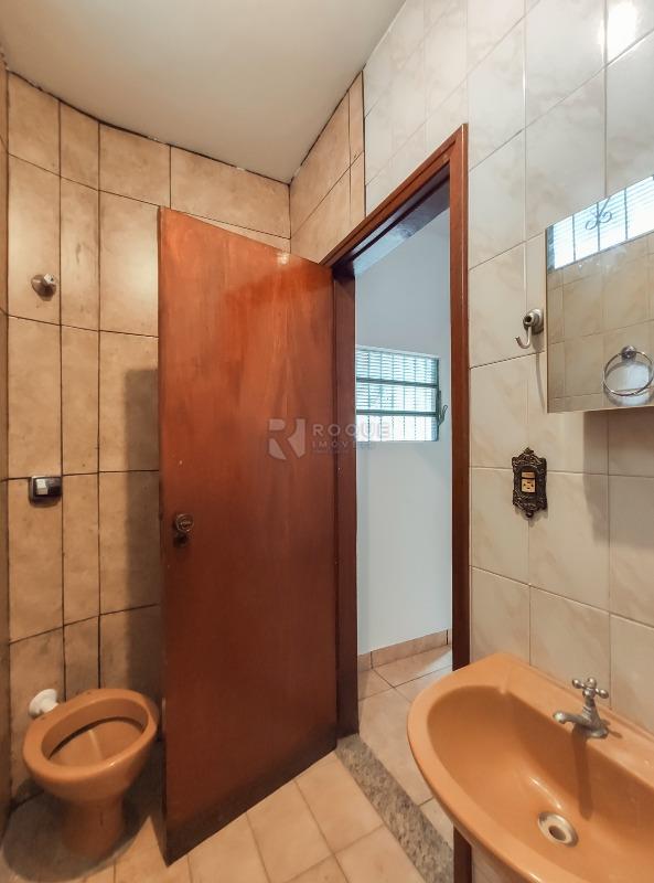 Casa Residencial para aluguel no bairro Jardim Montezuma: WC 