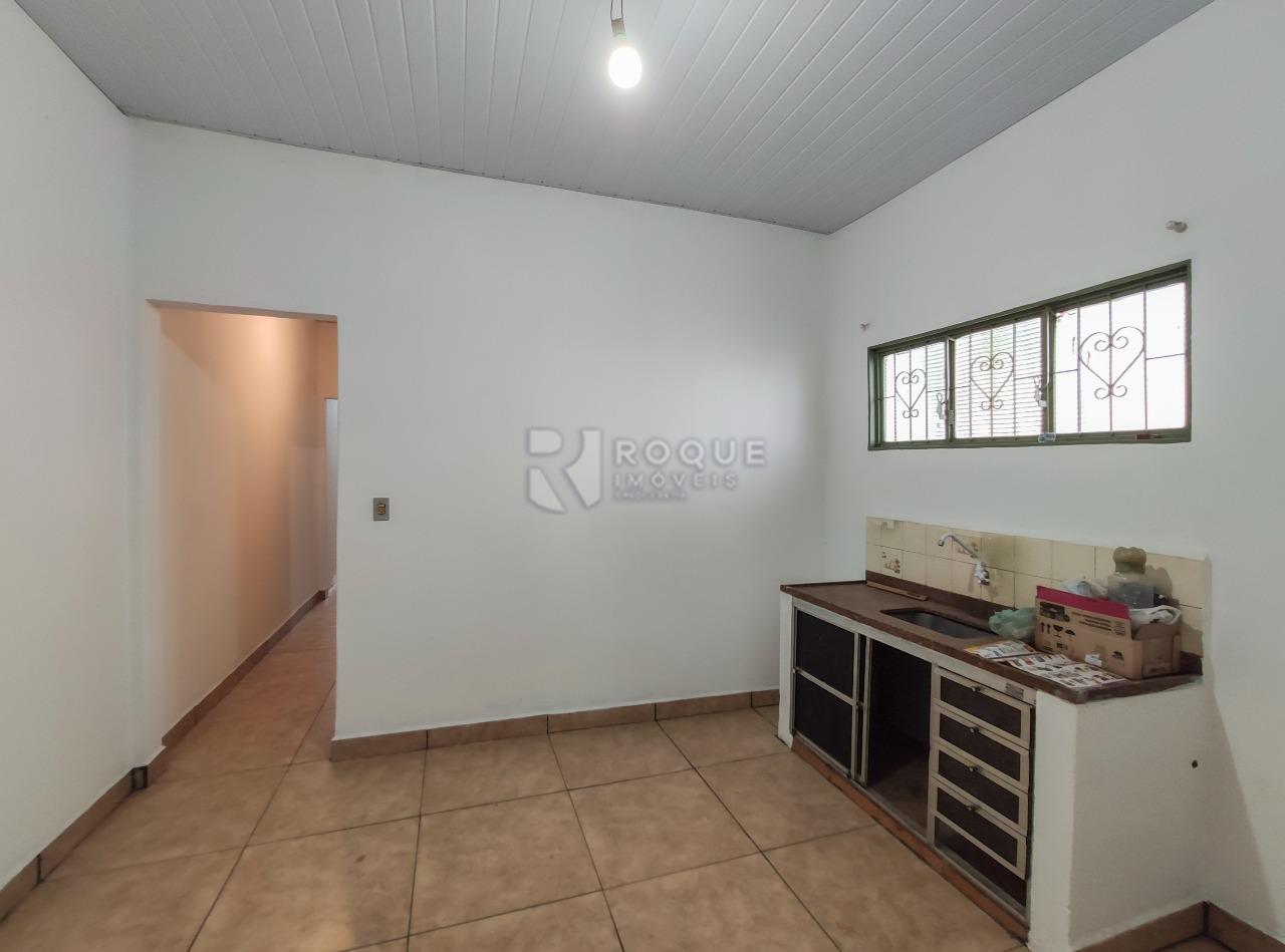 Casa Residencial para aluguel no bairro Jardim Montezuma: Cozinha 