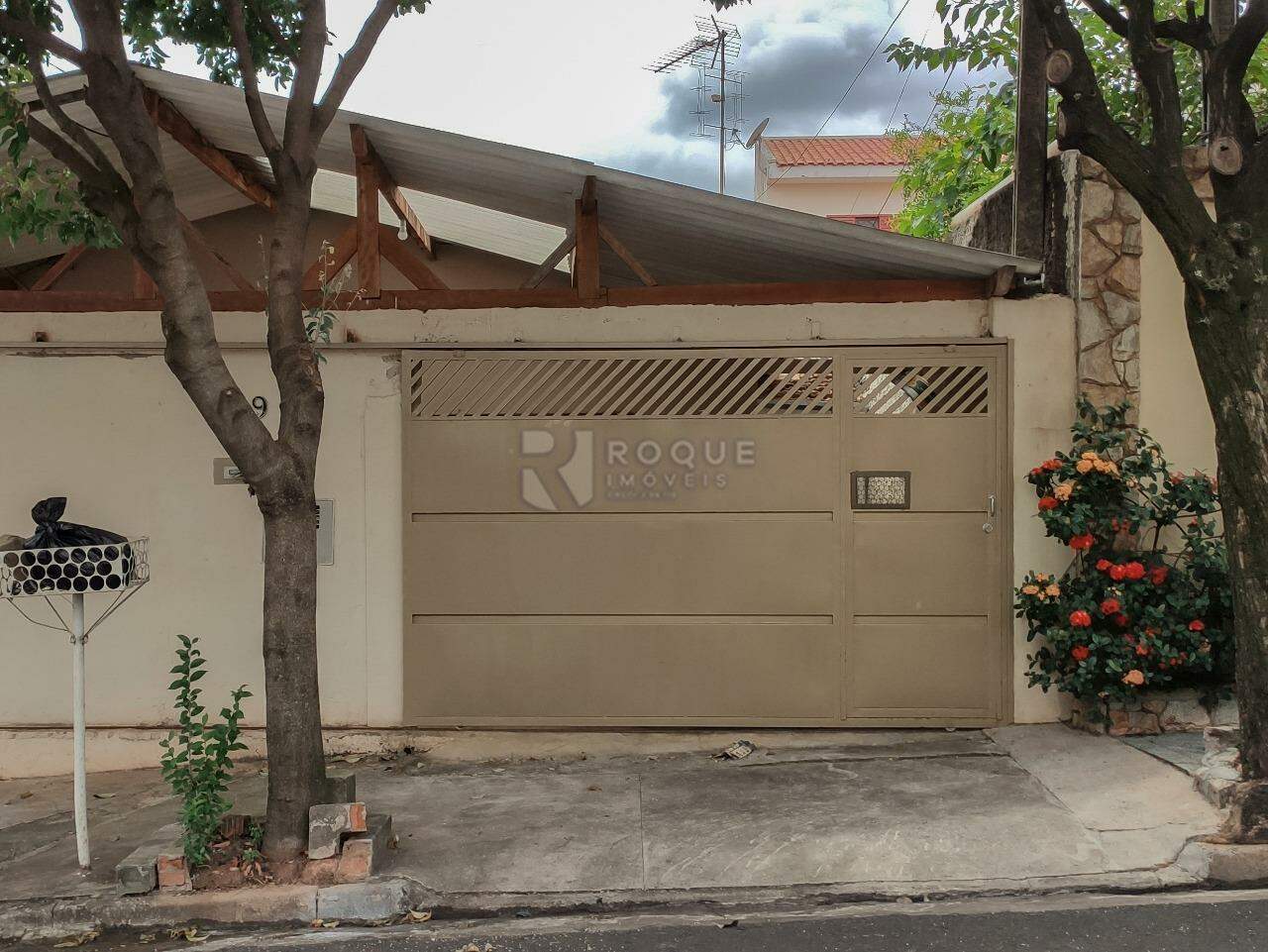 Casa Residencial para aluguel no bairro Jardim Nova Itália: Fachada 