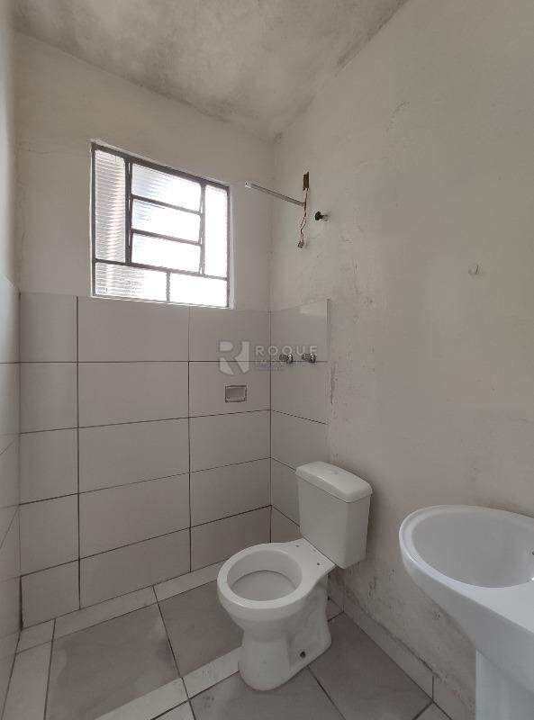 Casa Residencial para aluguel no bairro Jardim Nova Itália: WC 