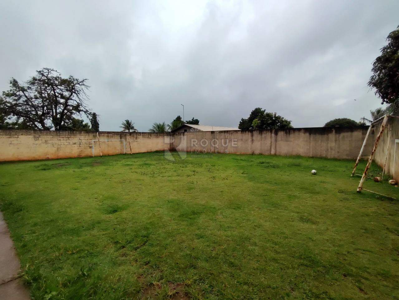 Chácara à venda no bairro Jardim do Lago: CAMPO DE FUTEBOL