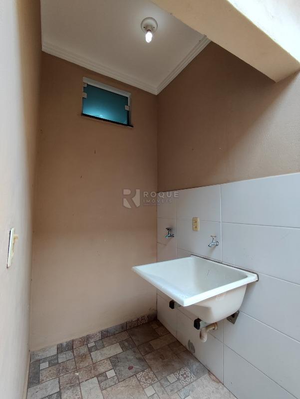 Casa Residencial à venda no bairro Residencial Palmeira Real: LAVANDERIA