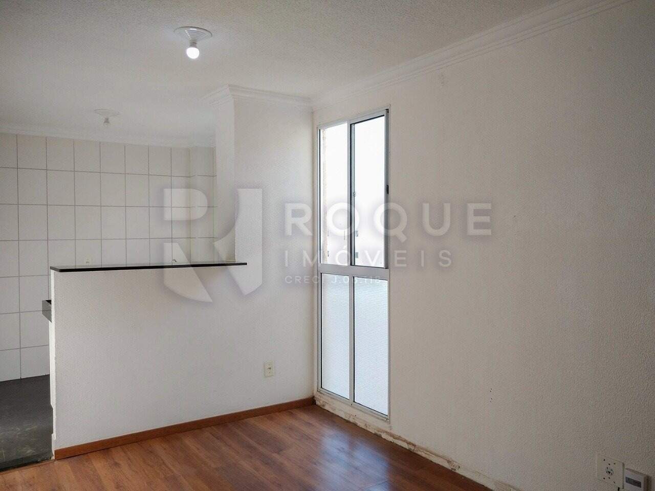 Apartamento à venda no bairro Residencial Morada das Acácias: Sala