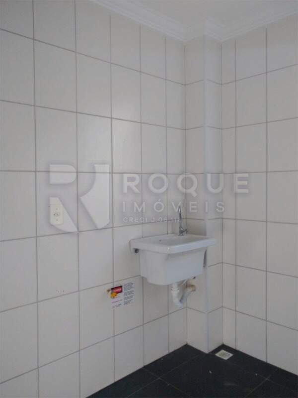 Apartamento à venda no bairro Residencial Morada das Acácias: Área de Serviço