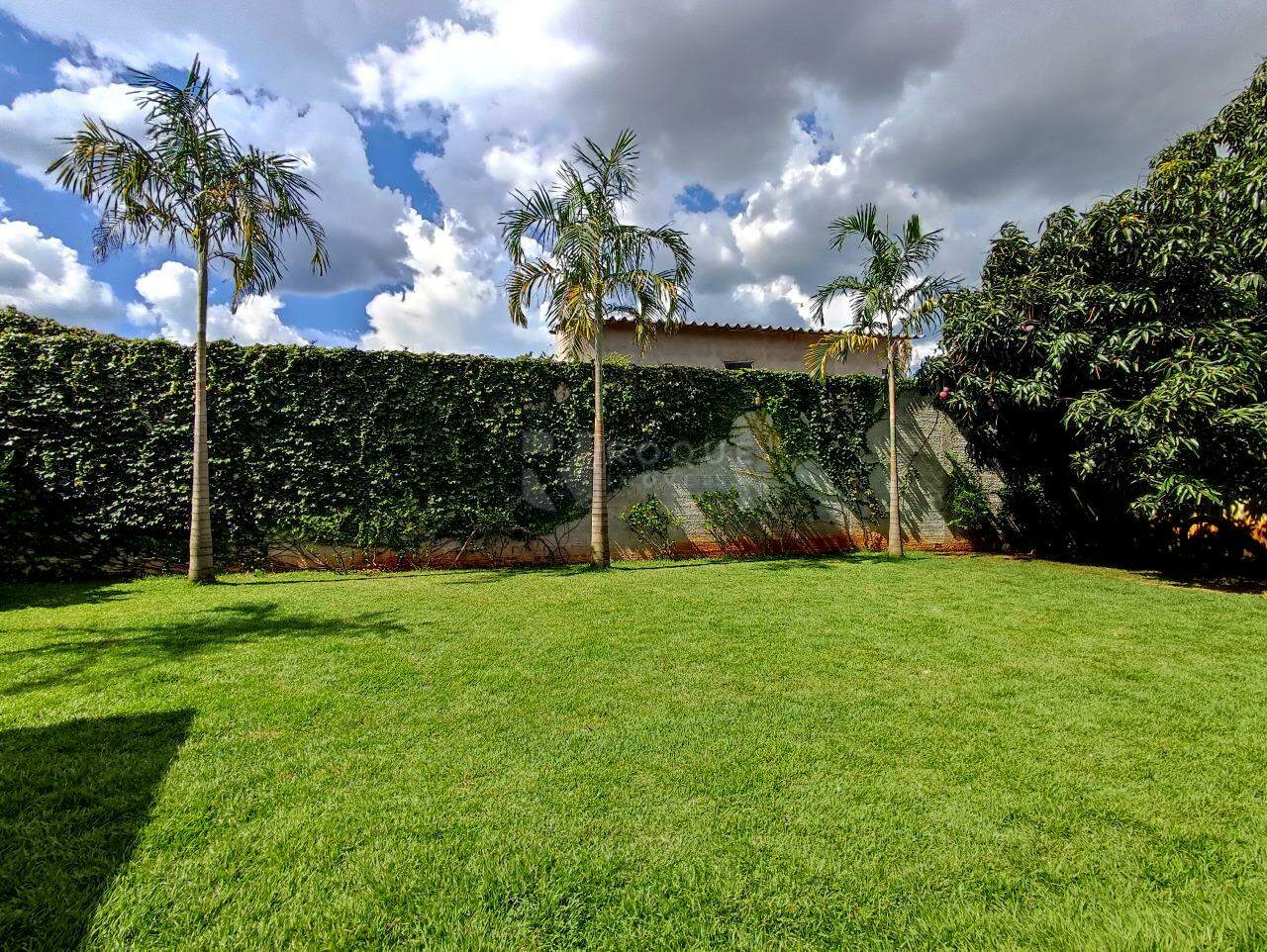 Terreno à venda no bairro Jardim Caieira: 