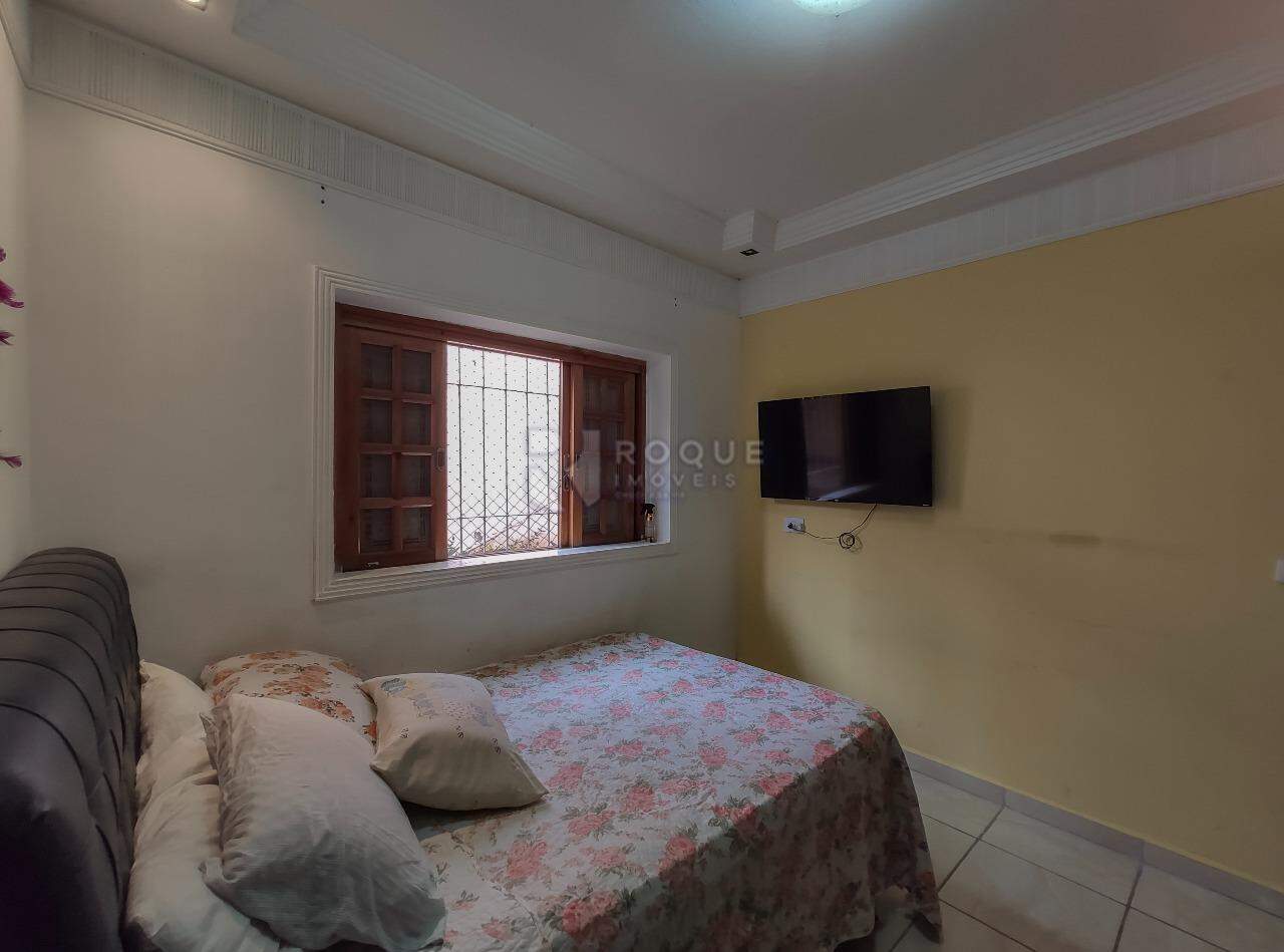 Casa Residencial para aluguel no bairro Jardim Cavinato: Dormitório 1