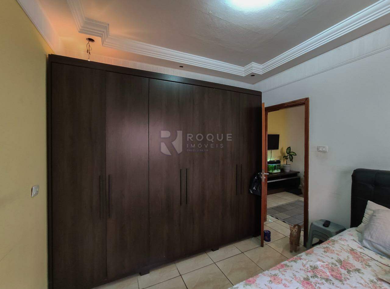 Casa Residencial para aluguel no bairro Jardim Cavinato: Dormitório 1