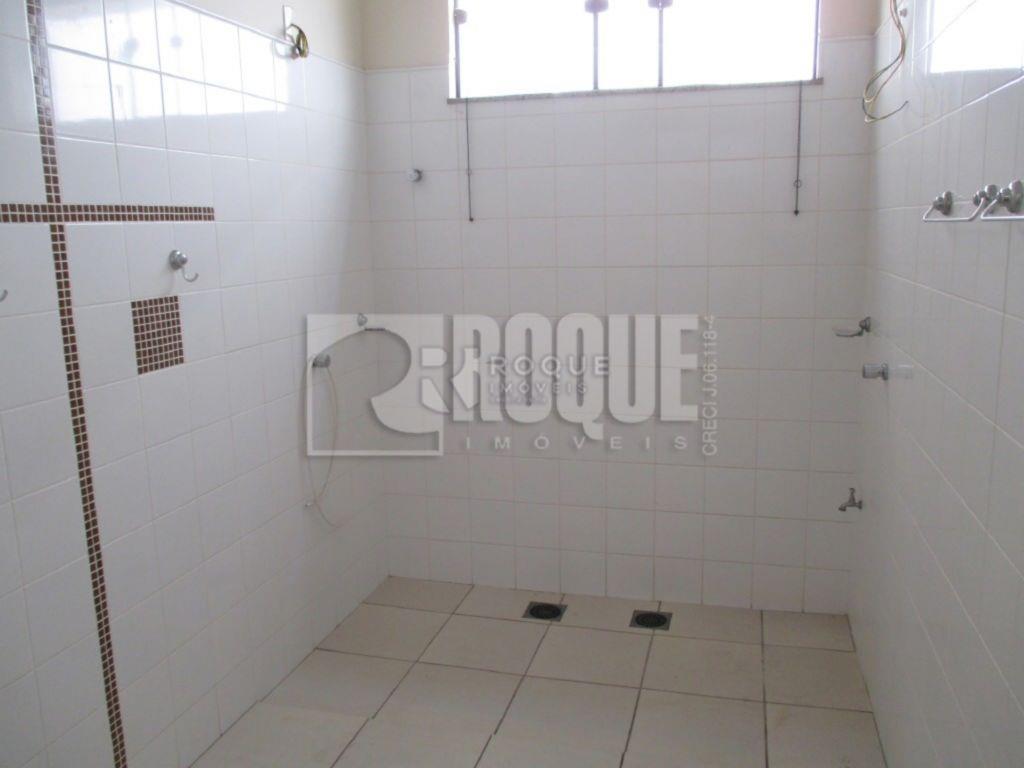 Barracão/Galpão à venda no bairro Jardim Santa Barbara: WC TERREO 2