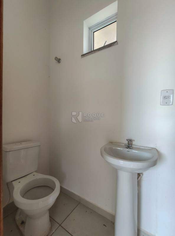 Casa em condomínio à venda no bairro Residencial Villaggio Mielli: Lavabo 