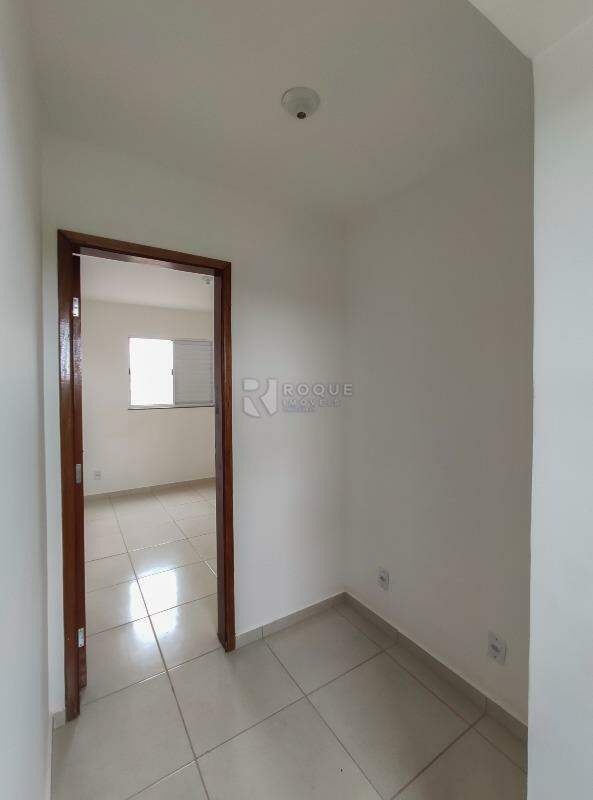 Casa em condomínio à venda no bairro Residencial Villaggio Mielli: Hall 