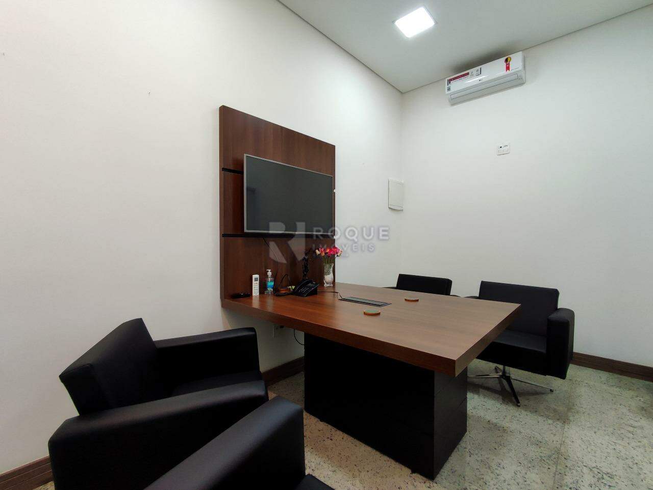 Prédio Comercial à venda no bairro Centro: SALA 1
