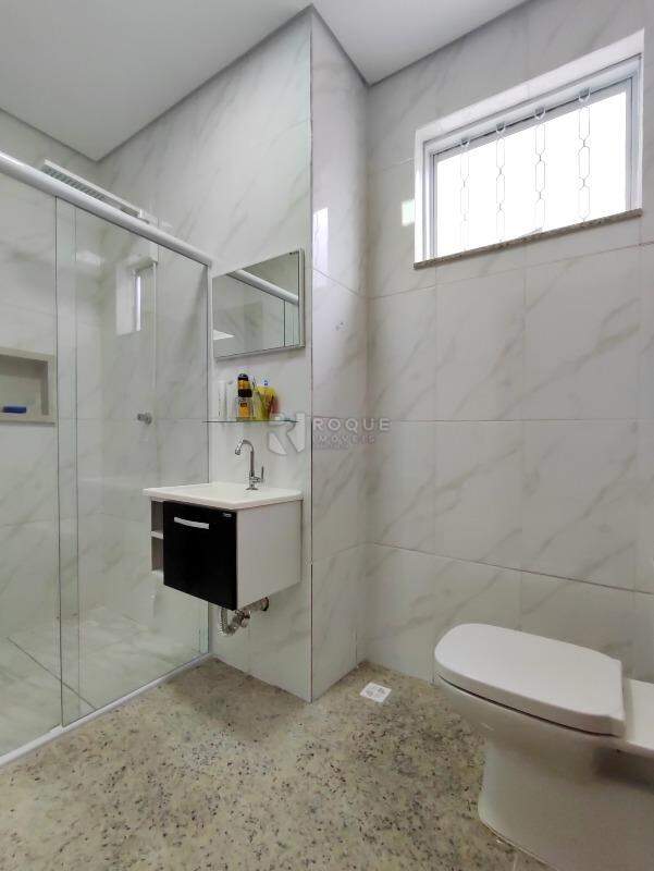 Prédio Comercial à venda no bairro Centro: BANHEIRO SOCIAL SALA 3