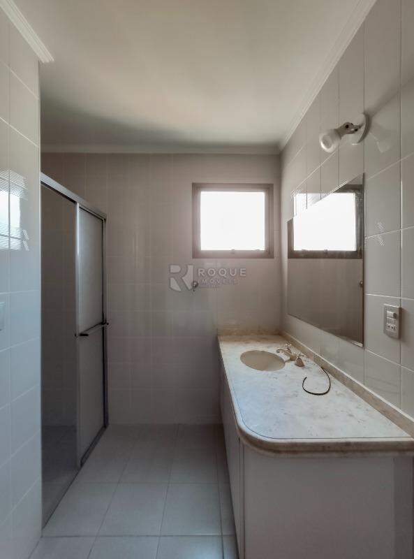 Apartamento para aluguel no bairro Centro: WC social 