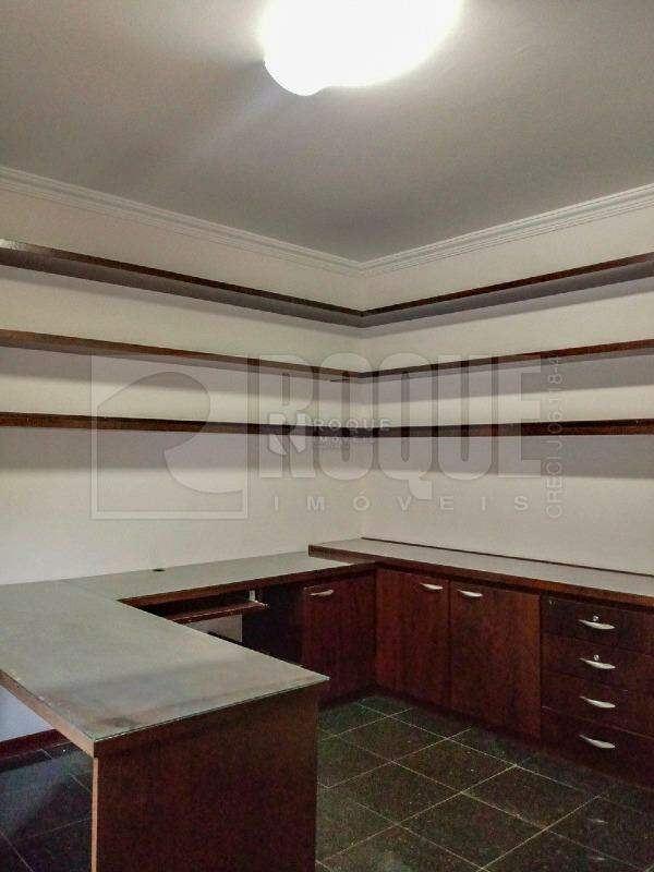 Casa em condomínio à venda no bairro Jardim Colonial: 