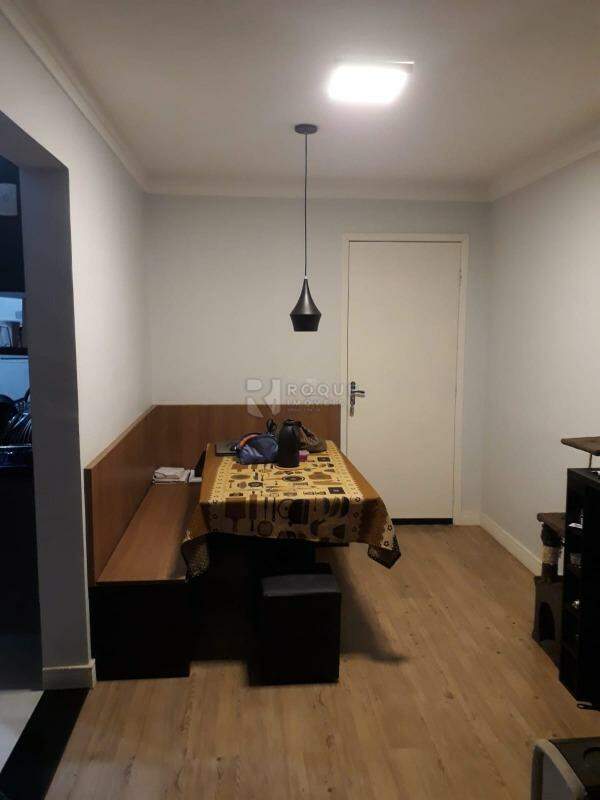 Apartamento à venda no bairro Vila Labaki: 