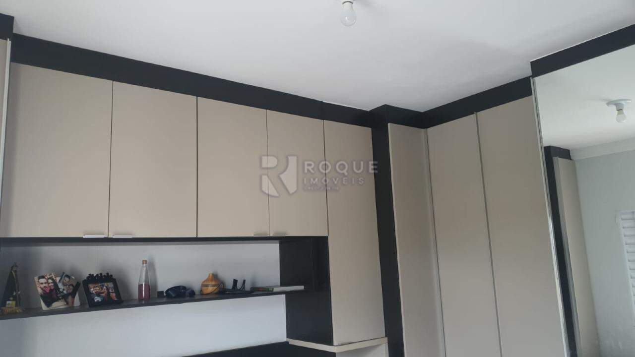 Apartamento à venda no bairro Vila Labaki: