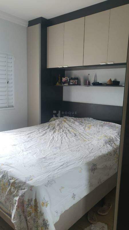 Apartamento à venda no bairro Vila Labaki: