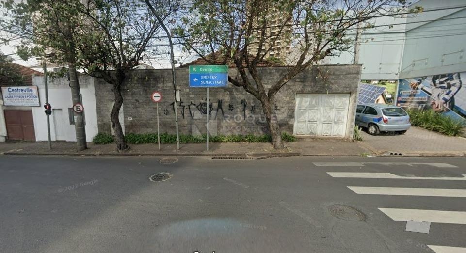 Casa Residencial à venda no bairro Centro: 